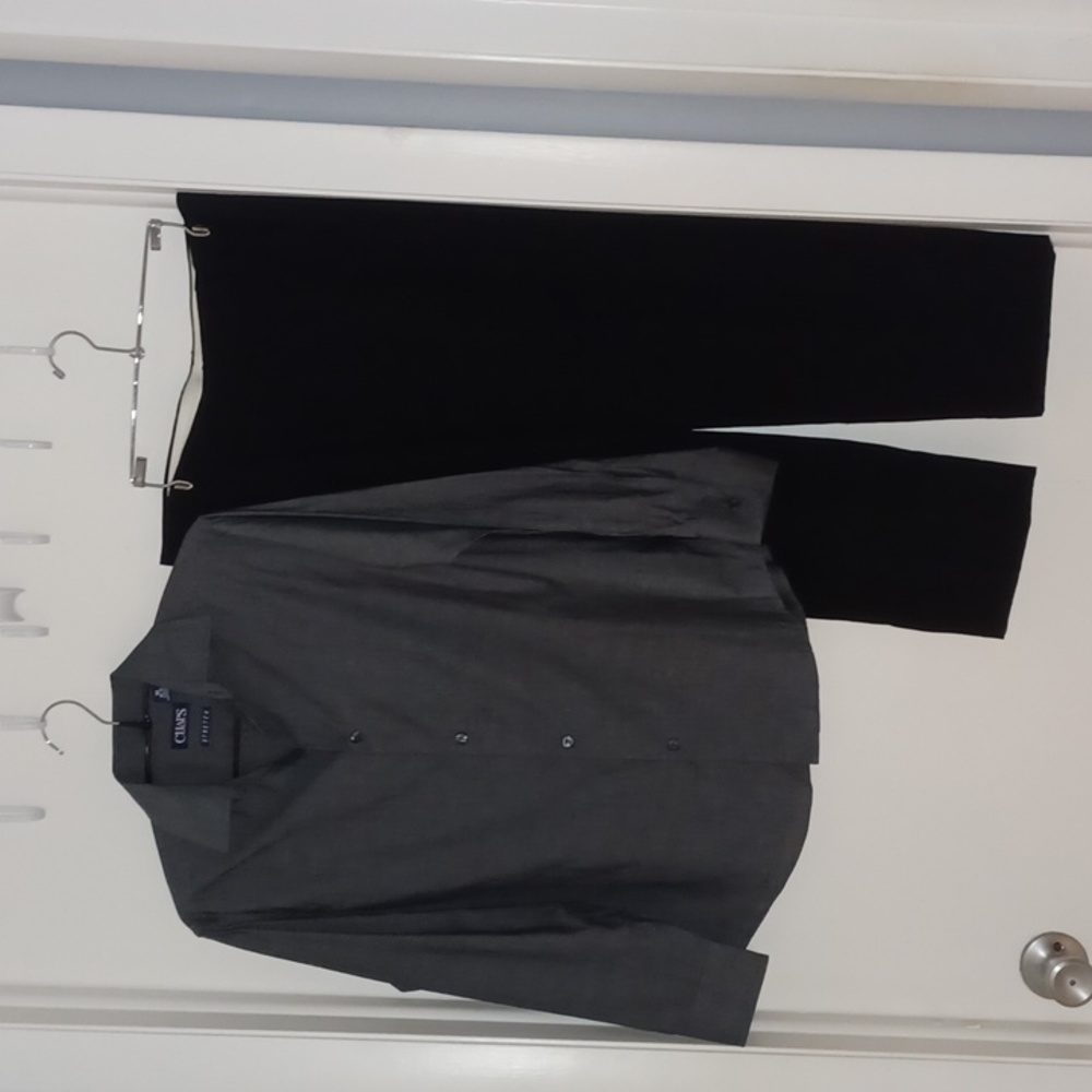 Chaps boys grey dress shirt and blk dress pants. Shirt 10-12 husky pant 12 husky